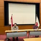 Konselor Bagian Ekonomi Kedutaan Jepang untuk Indonesia Hironori Yahata (kiri) dan Kepala Perwakilan Kantor JICA Indonesia Yasui Takehiro (kanan) dalam pernyataan pers mengenai proyek pembangunan MRT Jakarta rute baru. (Liputan6/Benedikta Miranti)