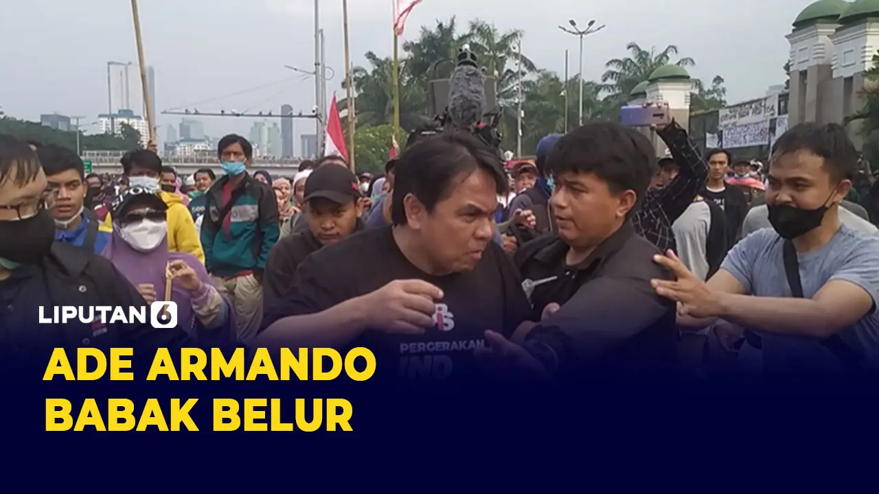 Ade Armando Dipukuli saat Datang ke Lokasi Demo
