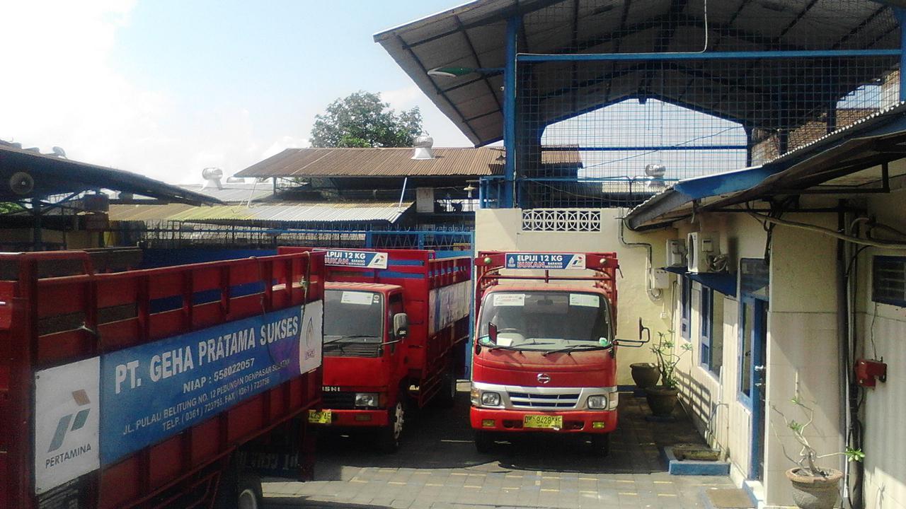 20160119-gerebek-denpasar-elpiji oplosan