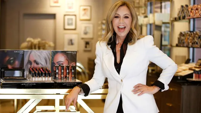 [Fimela] Mengenal Anastasia Soare, Si Jenius di Balik Kesuksesan Brand Anastasia Beverly Hills