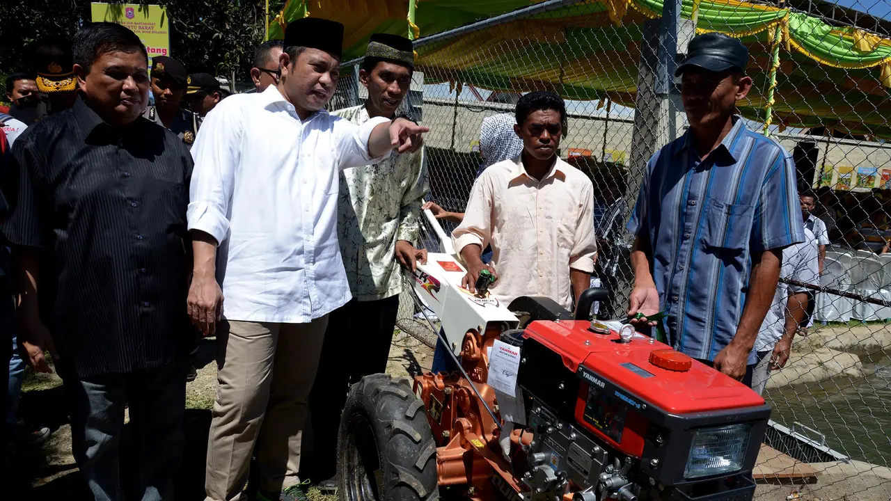 20160110- Menteri Marwan Resmikan Jembatan di Gorontalo- Wahyu Wening Humas Kemendes-0