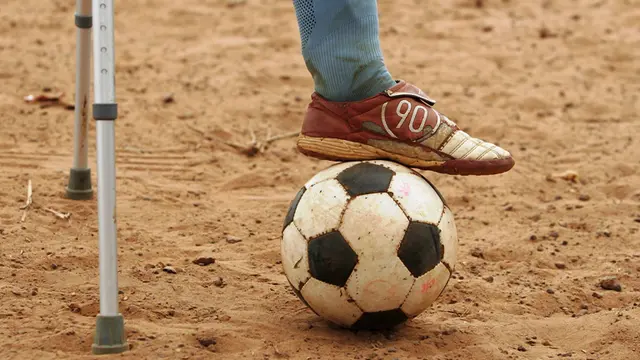Fans sepak bola difabel
