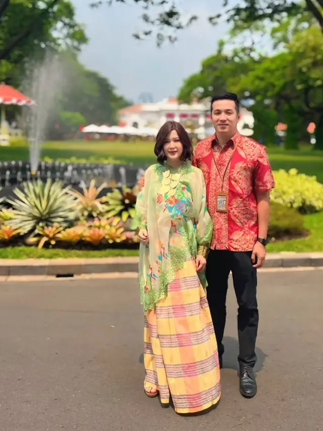 Grace Natalie saat upacara Kemerdekaan