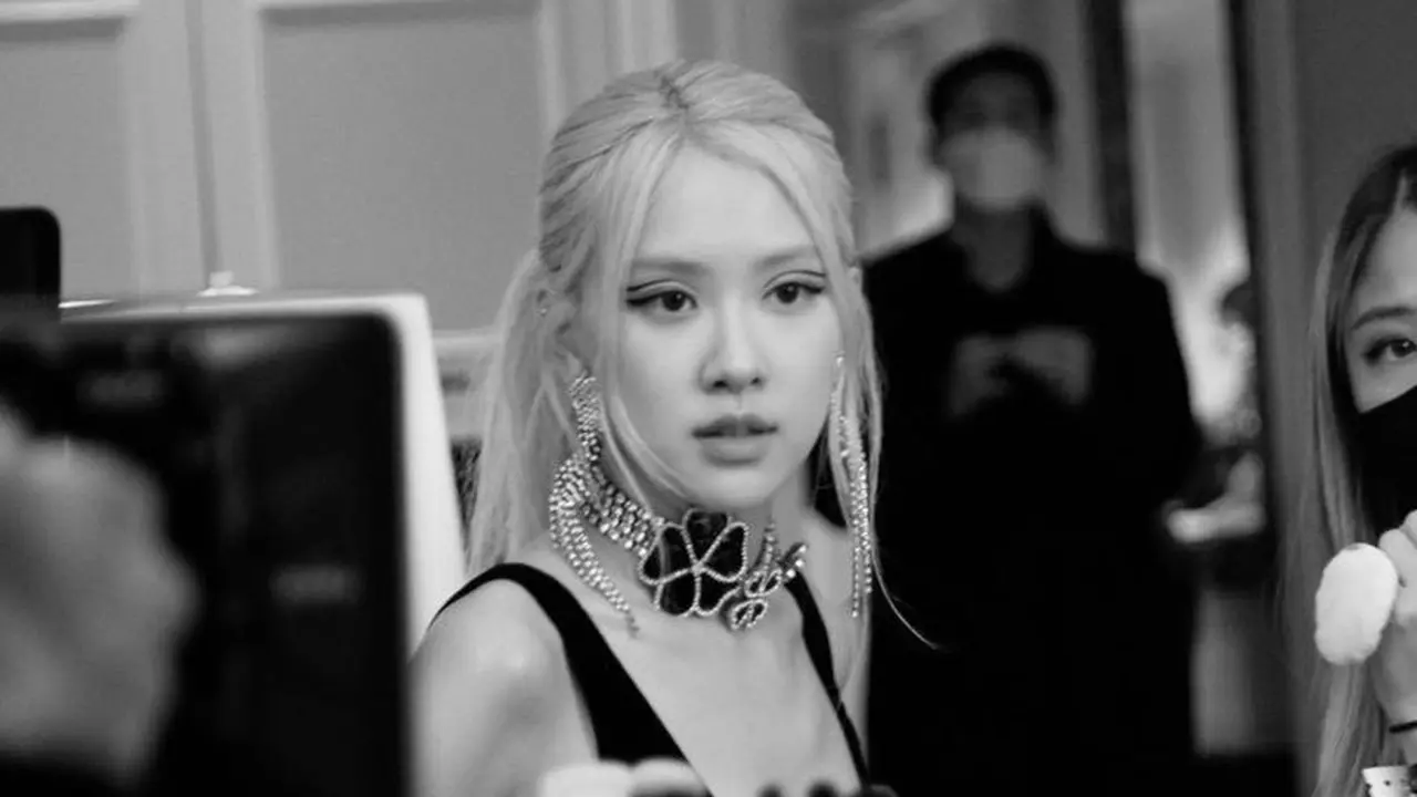 Kabar Gembira! Rose BLACKPINK Resmi Bergabung dengan Agensi THE BLACK LABEL (Instagram @roses_are_rosie)