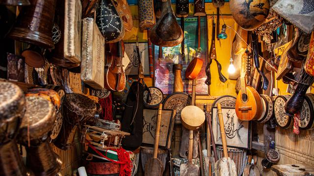 Ilustrasi musik tradisional