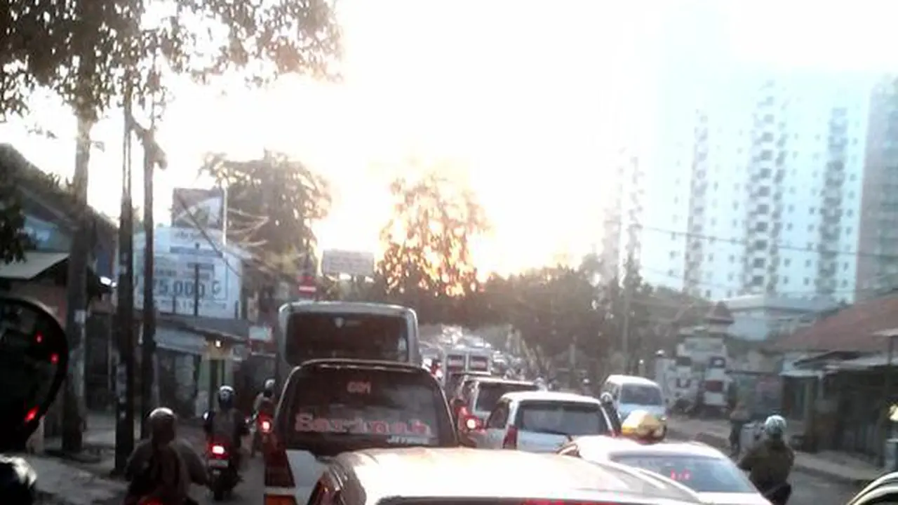 Ceka Padatnya Lalu Lintas Jakarta Pagi ini