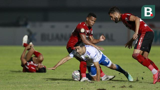 Foto: Tampil Spartan, 10 Pemain Bali United Tahan Imbang Persib Bandung di BRI Liga 1