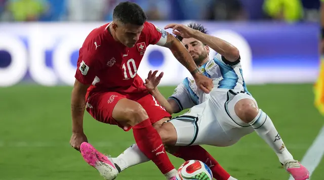 Argentina vs Swiss: 10 Pemain Swiss Buat La Albiceleste Merana!