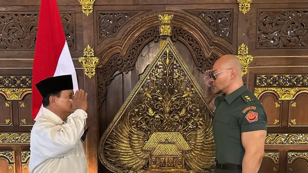 5 Potret Deddy Corbuzier Dapat Pangkat Letnan Kolonel Tituler Angkatan Darat, Bangga