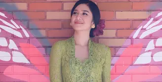 Mikha Tambayong merupakan salah satu artis muda Indonesia yang berbakat. Seperti diketahui, ia mengawali kariernya di dunia hiburan dengan mengikuti Gadis Sampul pada tahun 2008. (Foto: instagram.com/miktambayong)