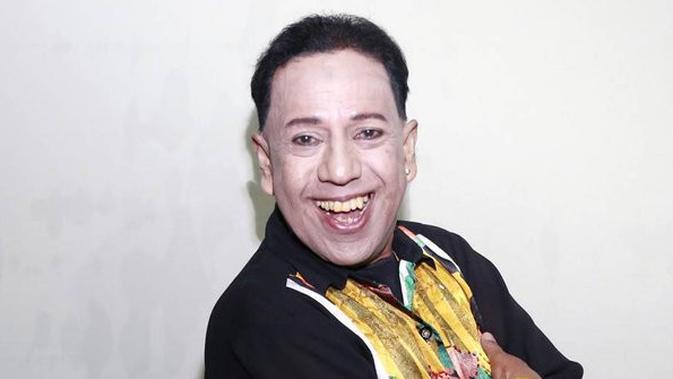 Fuad Alkhar, Komedian yang Dikenal dengan Karakter Wan ...