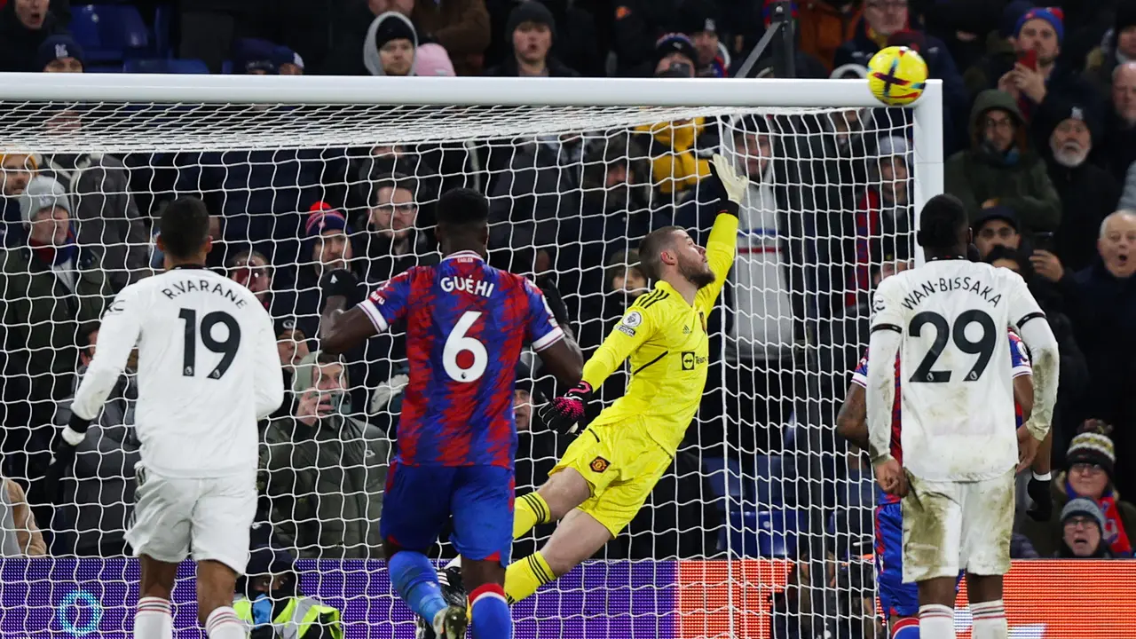 Foto: Nyesek Banget, MU Ditahan Imbang Lewat Gol Injury Time Crystal Palace