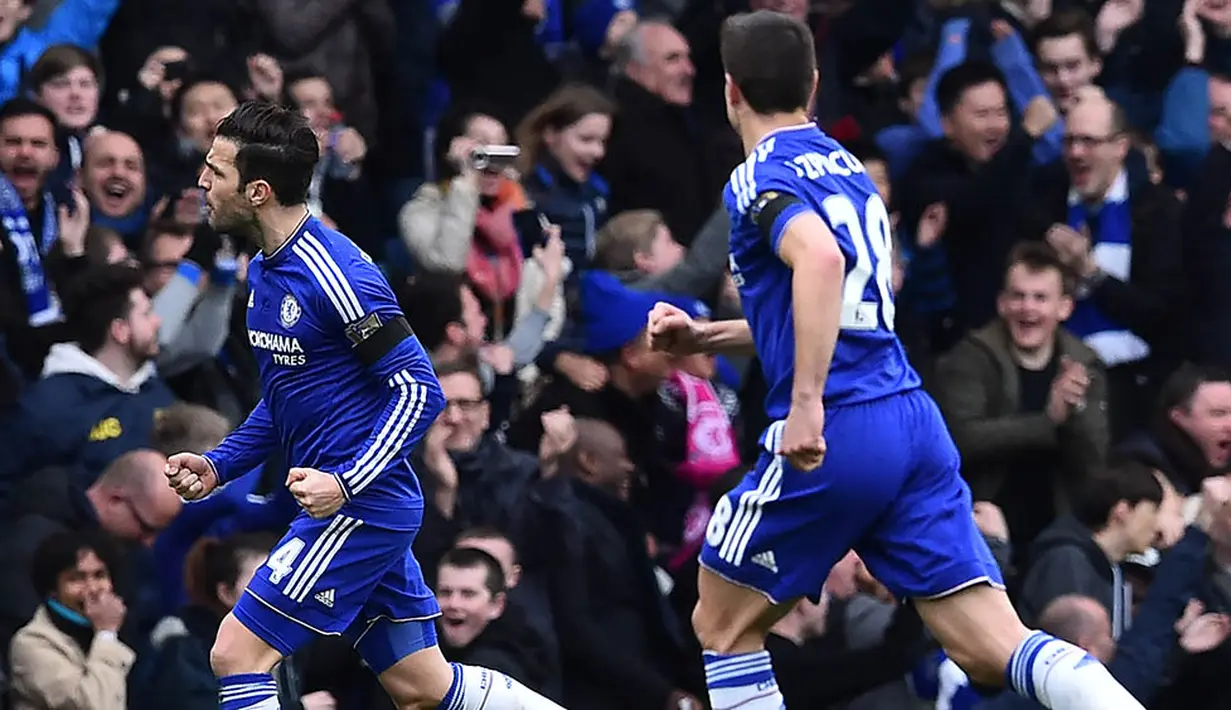 4. Chelsea, klub milik taipan Rusia, Roman Abramovich, ini memiliki kekayaan sebesar 99 juta dolar AS. Sponsor terbesar dari klub London ini adalah Yokohama Rubber yang terjalin sejak 2012 lalu. (AFP/Ben Stansall)