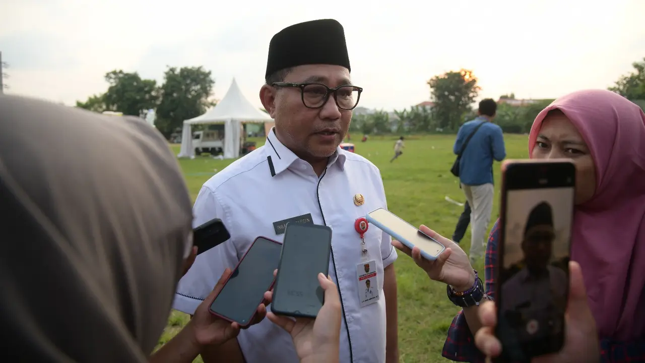Wakil Wali Kota Semarang Iswar Aminuddin saat memberi keterangan kepada wartawan. (Foto: Liputan6.com/ Felek Wahyu).