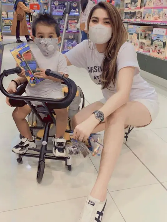 (Instagram/rayanurfitrird)