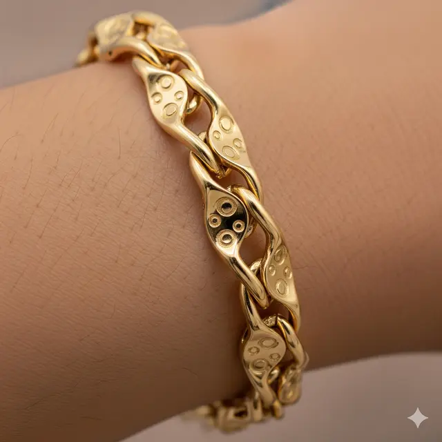 Model Gelang Emas 22 Karat 12 Gram dengan Detail Ukiran. Gemini