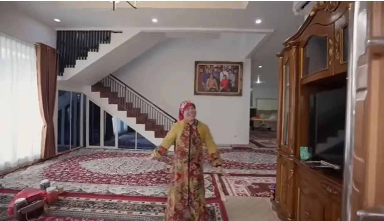 <p>Dalam postingannya di YouTube Mama Fuji, sudut rumah barunya ramai disorot publik. [Foto: YouTube: Mama Fuji]</p>