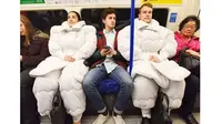 Busana unik ini buat Anda nyaman tertidur saat berangkat kerja di angkutan umum (sumber. Lostateminor.com)