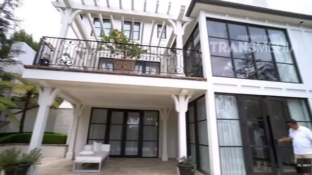 Nia Ramadhani (YouTube/Transmedia-Dream.co.id)