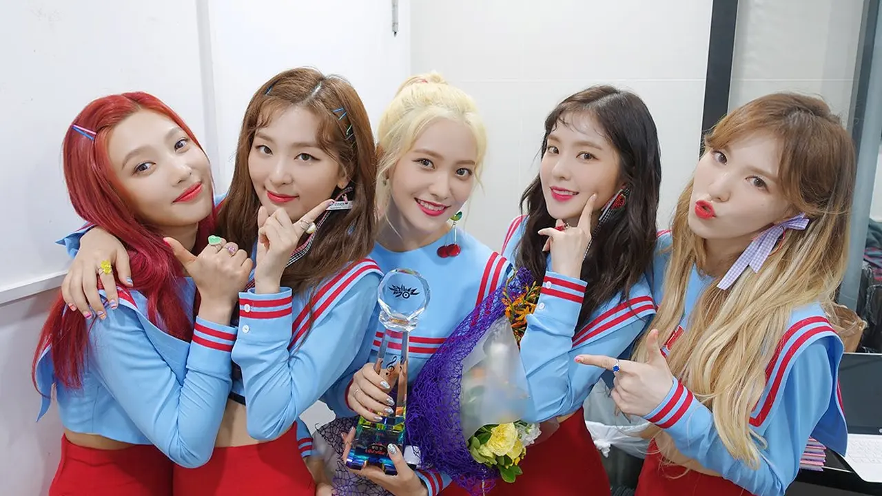 [Bintang] Red Velvet Kembali Mendominasi Lewat Red Flavor