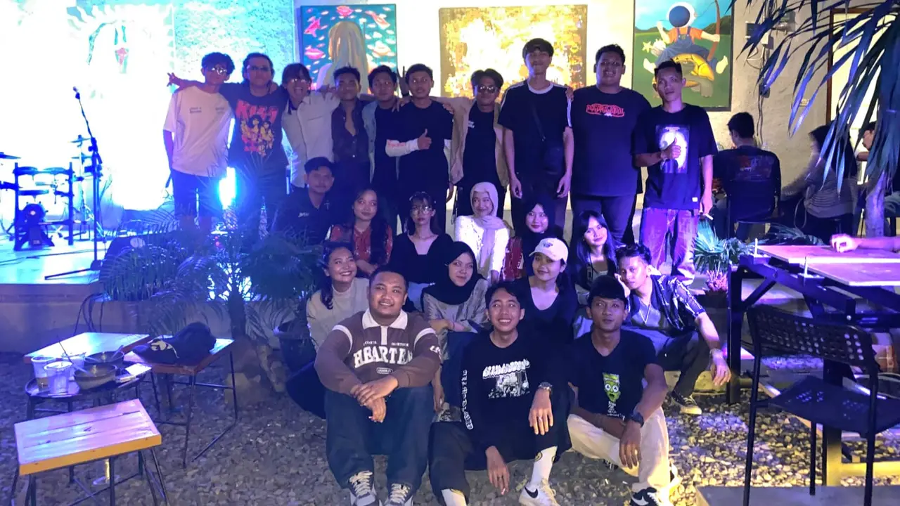 Anggota Komunitas Sanggar Seni dan Budaya Noir Lampung Tengah dan Komunitas Seni Lima Rasa Bandar Lampung. Foto : (Istimewa).