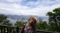 Traveler cantik sekaligus instagramer Marischka Prudence, memiliki banyak persiapan sebelum berangkat traveling. Apa saja? (HKTB)