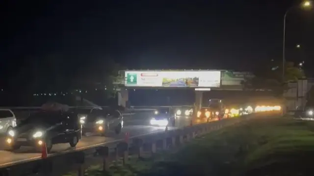 4.900 Kendaraan per Jam Kendaraan Melintas di Cipali Pada Puncak Arus Mudik 2025