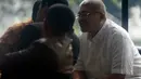Ketua Umum Partai Bulan Bintang (PBB) menjalani pemeriksaan oleh penyidik KPK hampir enam jam di gedung KPK, Jakarta, Kamis (27/2/2014) (Liputan6.com/JohanTallo).