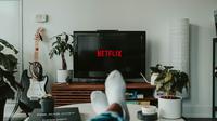 Netflix hadirkan fitur pengawasan untuk sajikan tayangan berkulitas dan aman bagi anak. (Foto: Unsplash)
