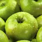 Delapan manfaat kesehatan ini akan Anda dapatkan jika konsumsi apel hijau setiap hari.