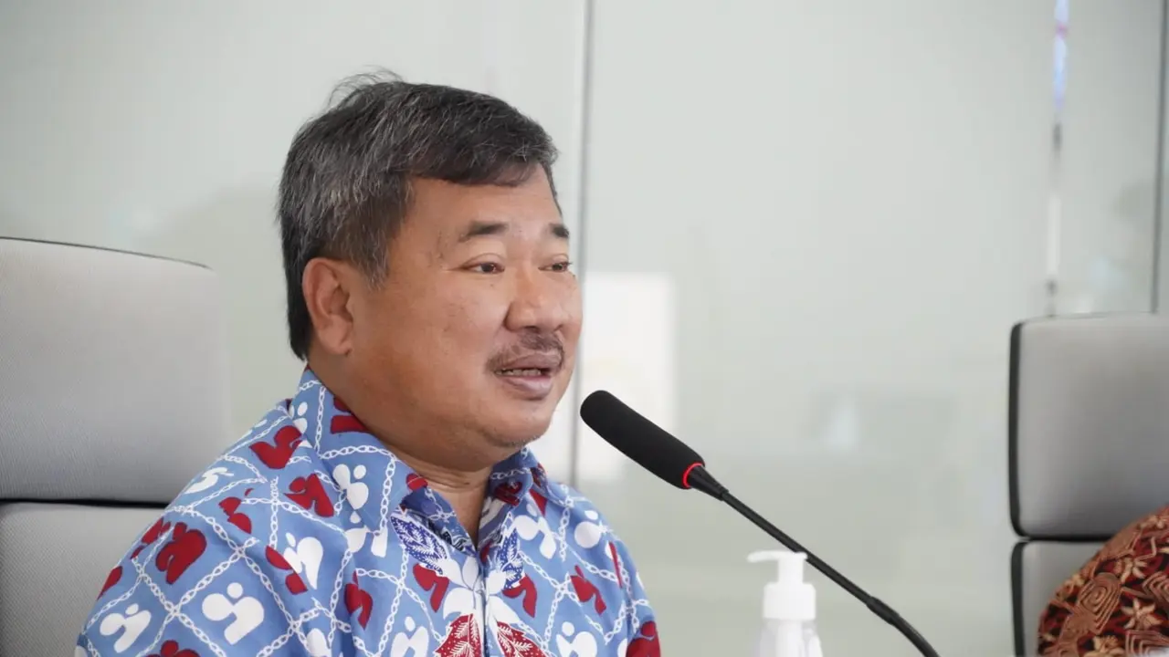 Bupati Garut Rudy Gunawan mengatakan, penyiapan satu hotel penuh sebagai lokasi isoter di kecamatan Caringin tersebut, sudah mendapatkan restu dari Pemerintah Provinsi (pemprov) Jawa Barat.