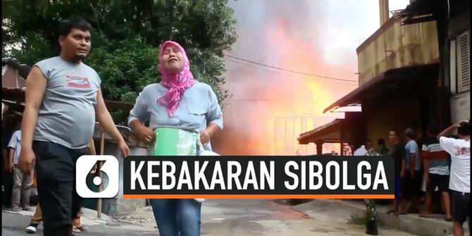 VIDEO: Akibat Ledakan Kompor, Belasan Rumah Ludes Terbakar