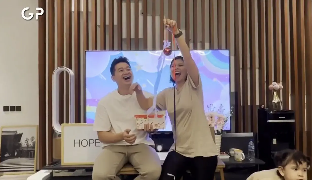 [Instagram/greyspolii]