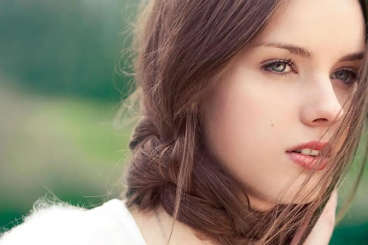 5 Tanda Kalau Kamu Cantik Tanpa Perlu Makeup