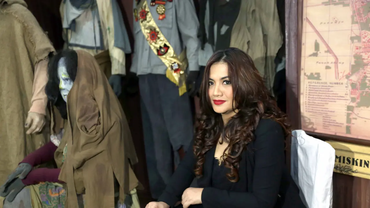 [Bintang] Cornelia Agatha Opera Ikan Asin