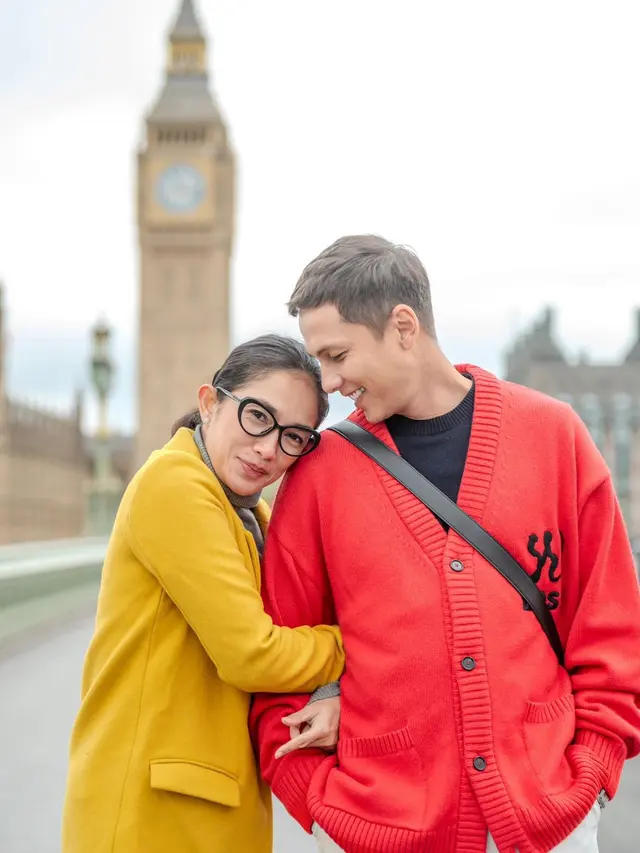 8 Potret Andhika Pratama dan Ussy Sulistiawaty Liburan di London, Ikut Lari Marathon