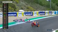 MotoGP Jerez: Lorenzo, Pedrosa, dan Dovizioso Tabrakan di Tikungan 6