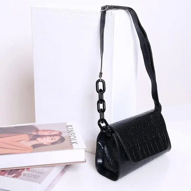 Cara Memilih Tas Selempang Wanita, Jangan Salah Pilih