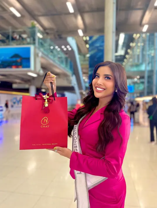 Malam puncak dari gelaran Miss International Queen 2023 sendiri diketahui akan dilaksanakan pada 24 Juni 2023 pada pukul 8 malam waktu setempat. Acara tersebut juga akan di gelar di Tiffany’s Show Pattaya. (Liputan6.com/IG/@millencyrus)