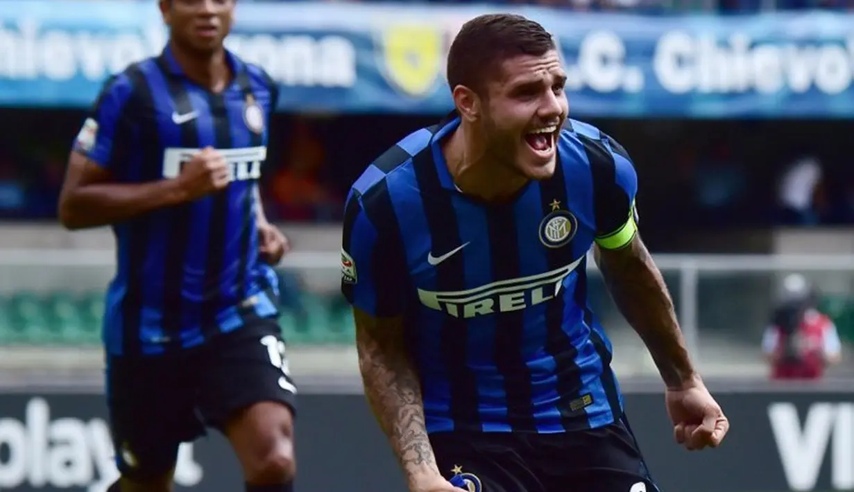 Ekspresi Mauro Icardi setelah mencetak gol ke gawang Chievo Verona dalam lanjutan Serie A Italia di Stadion Marc Antonio Bentegodi, Verona, Minggu (20/9/2015). (AFP Photo/Giuseppe Cacace)