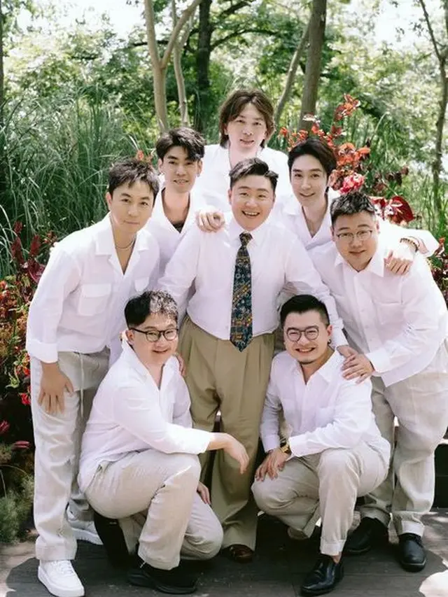 Potret Pernikahan Mantan Aktris Steven Hao Si Pemeran BoBoHo, credit: Weibo