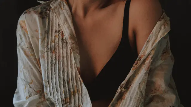 Bra