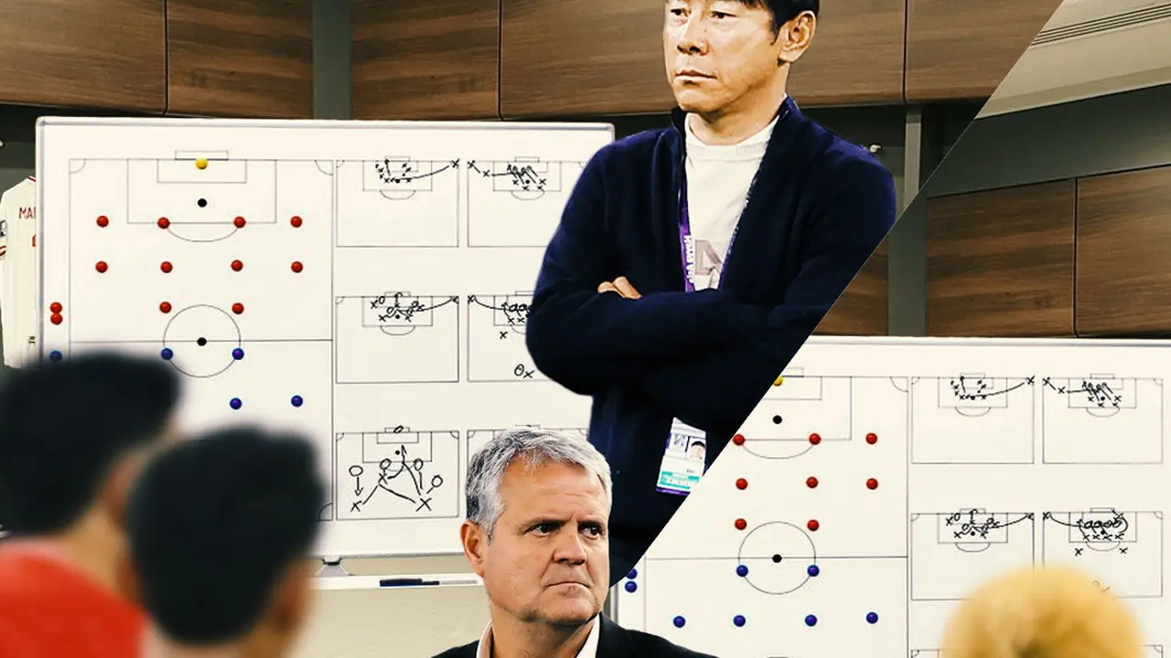 Ilustrasi - Strategy Board Pelatih Timnas Indonesia dan Filipina
