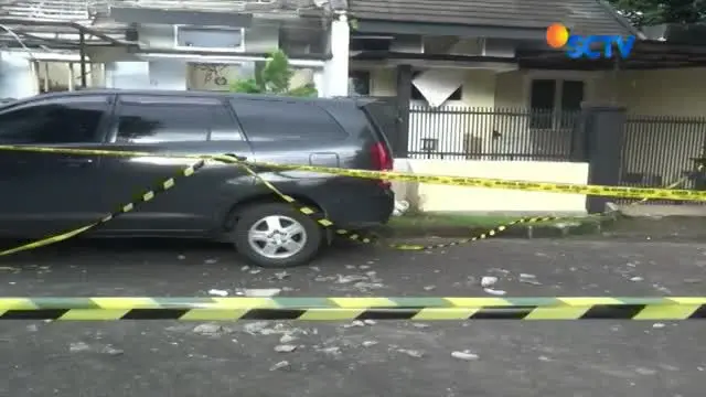 Korban mengalami luka bakar dan masih menjalani perawatan intesif oleh tim medis rumah sakit.