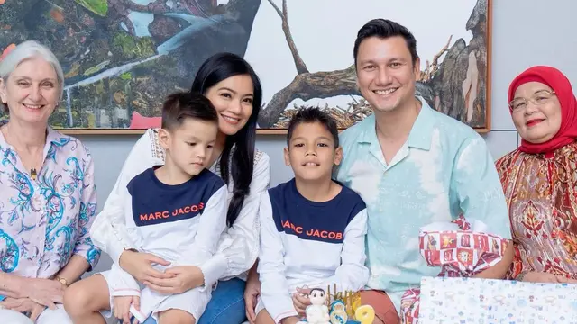 Titi Kamal rayakan ultah Arjuna ke-9 [Instagram/titi_kamall]