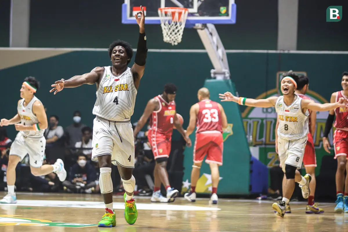 Foto: Keseruan Pertandingan IBL All Star 2022, Tim Putih Menang Tipis atas Tim Merah