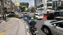 Kemacetan arus lalu lintas saat uji coba sistem satu arah (SSA) di Jalan H Agus Salim dan Jalan KH Wahid Hasyim, Jakarta, Selasa (9/10). Uji coba ini berlangsung setiap pukul 09.00 WIB hingga 20.00 WIB. (Merdeka.com/Iqbal Nugroho)