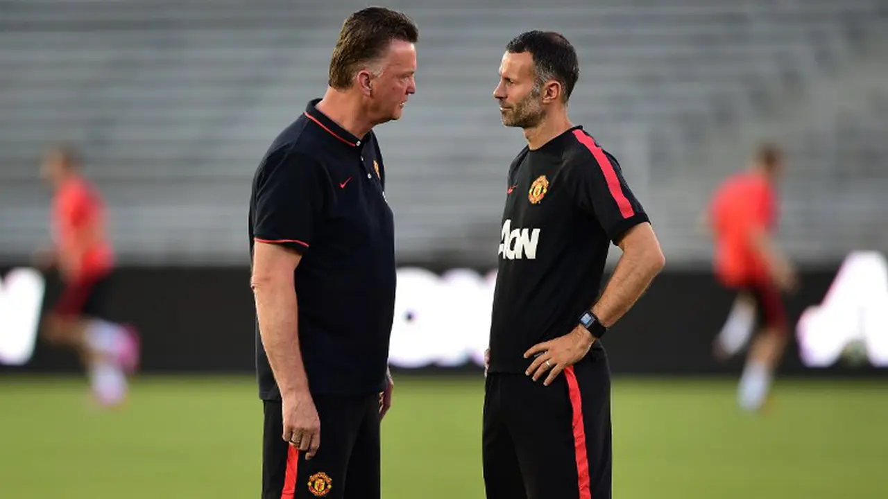 Louis Van Gaal dan Ryan Giggs