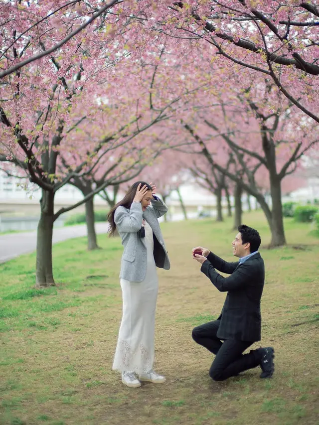 Luna Maya dan Maxime Bouttier