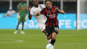 Aksi Luka Modric di laga AC Milan vs&nbsp;Cremonese di giornata 1 Serie A 2025/2026 di San Siro, Minggu (24/08/2025). (AP Photo/Luca Bruno)